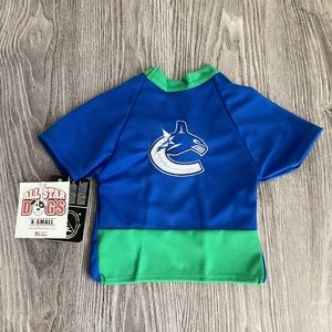 Vancouver Canucks Dog Jersey Size X-Small